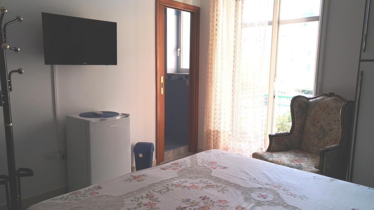 B&B Belli Di Nonna Salerno Exterior photo